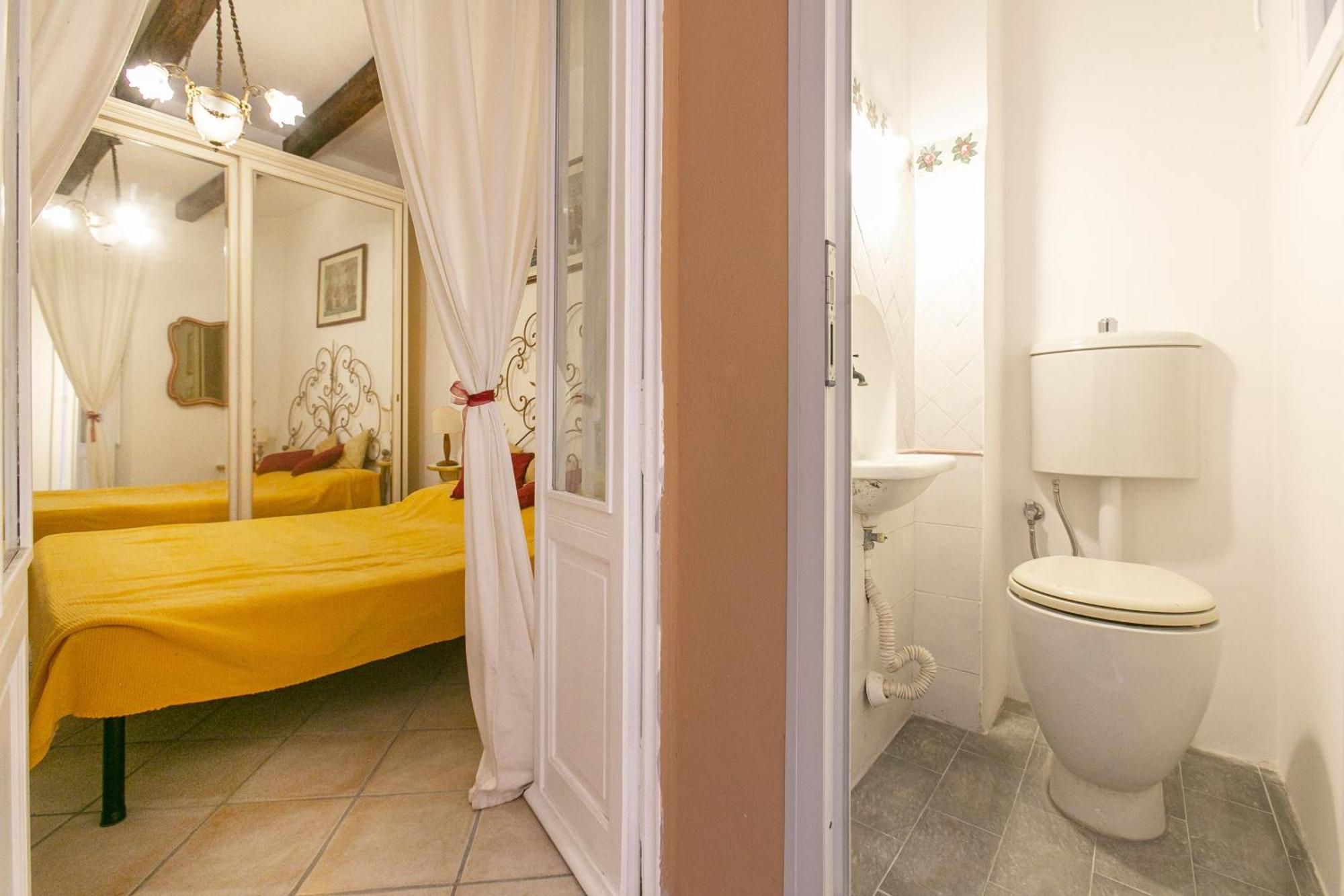 Wwb Colosseo Рим Екстериор снимка